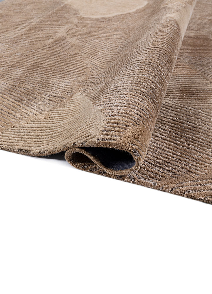 aurelia beige and brown wool and viscose hand tufted Rug - FloorShot