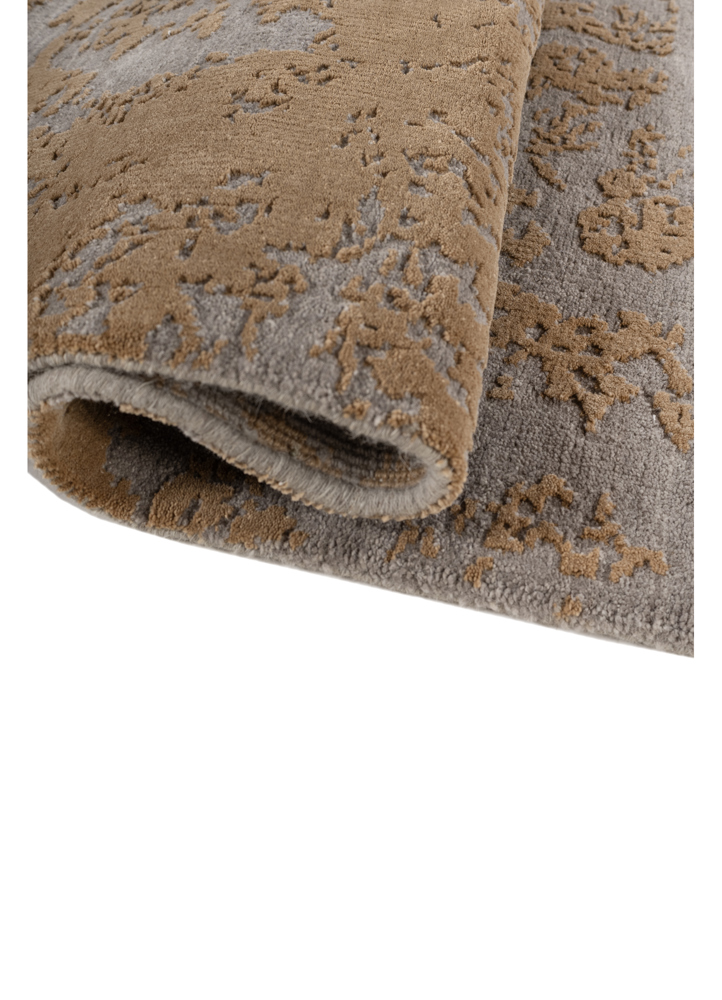 aprezo grey and black wool hand knotted Rug - FloorShot