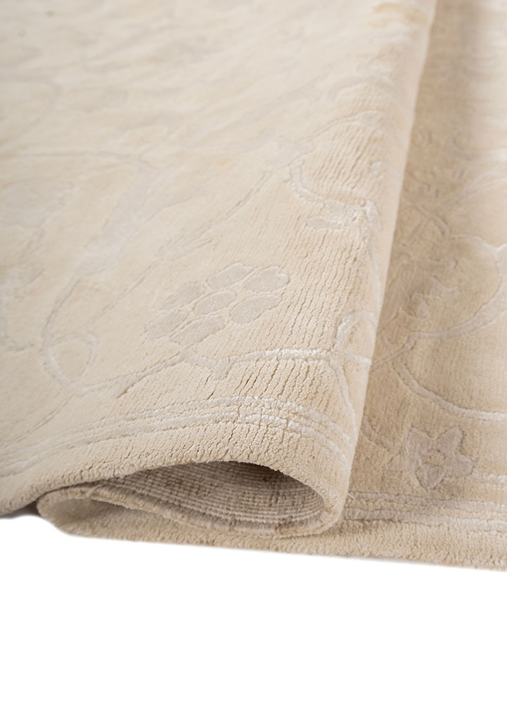 far east ivory viscose hand knotted Rug - FloorShot