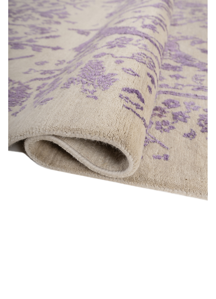 far east ivory wool and silk hand knotted Rug - FloorShot