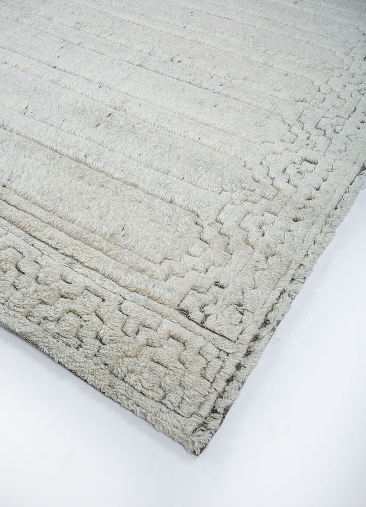 manifest ivory wool hand knotted Rug - FloorShot