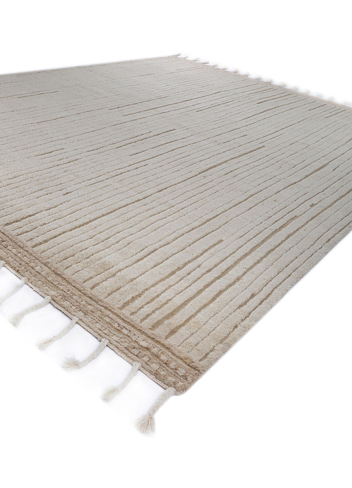 manifest ivory wool hand knotted Rug - FloorShot