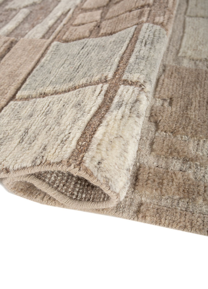 aprezo ivory wool hand knotted Rug - FloorShot