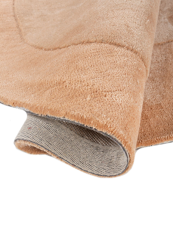 cera gold wool and viscose hand tufted Rug - FloorShot