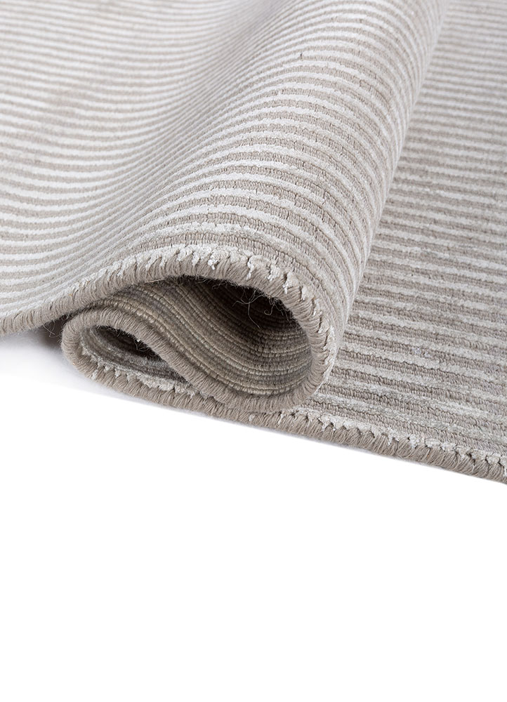 tesoro ivory wool and viscose hand loom Rug - FloorShot