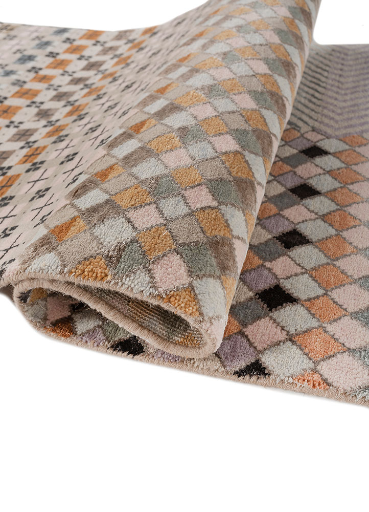 manchaha ivory wool and bamboo silk hand knotted Rug - FloorShot