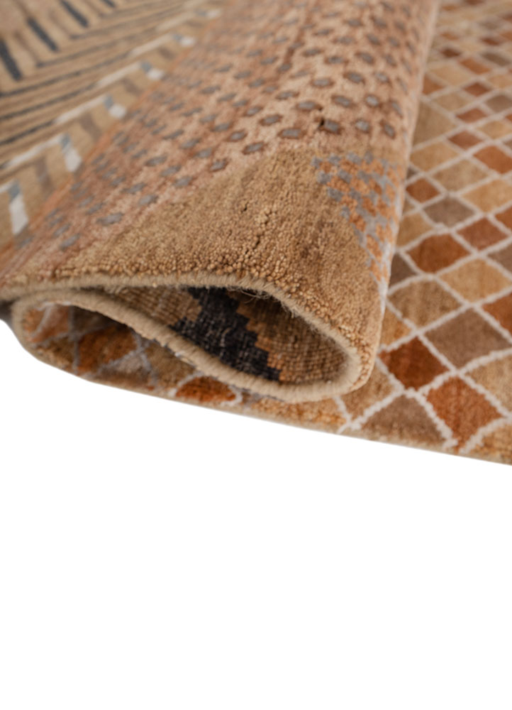 manchaha gold wool and bamboo silk hand knotted Rug - FloorShot