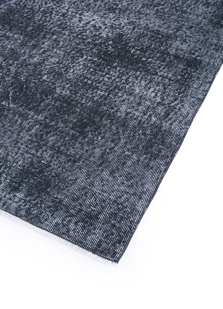 lacuna grey and black wool hand knotted Rug - FloorShot