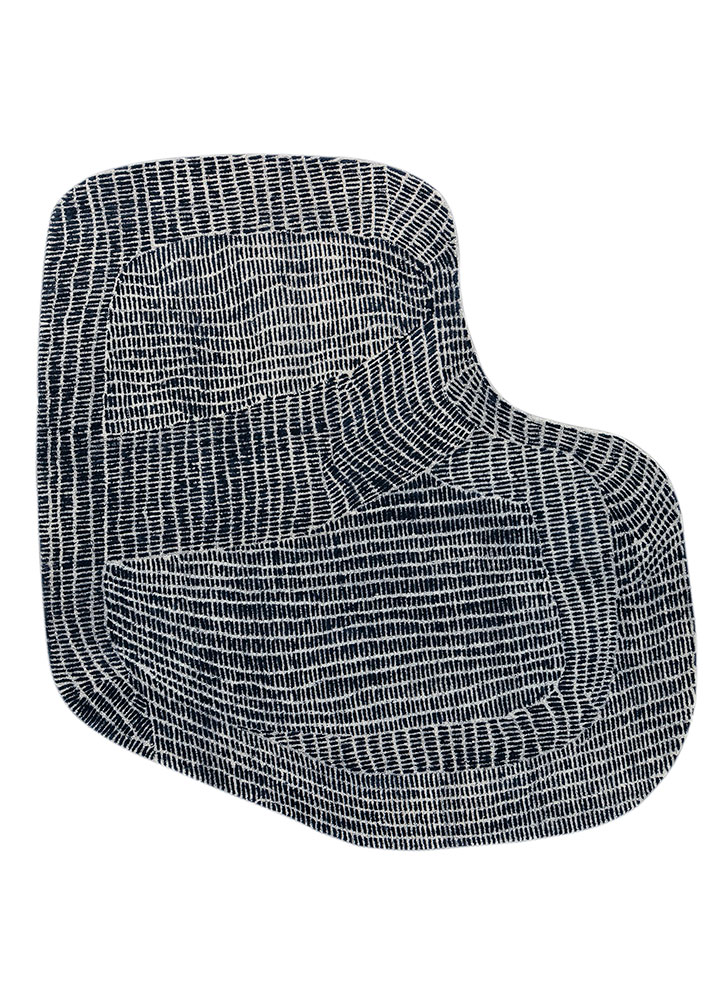 pathways grey and black wool and viscose hand tufted Rug - HeadShot