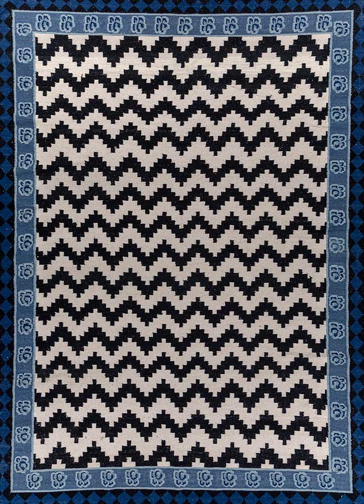 alhambra grey and black wool flat weaves Rug - HeadShot