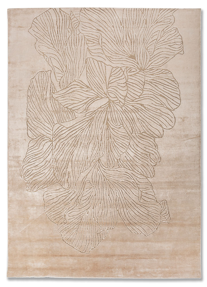 azalea ivory bamboo silk and zari hand knotted Rug - HeadShot