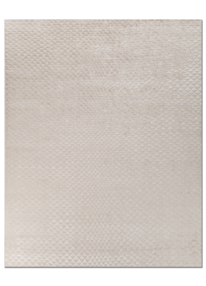 aprezo ivory wool and bamboo silk hand knotted Rug - HeadShot