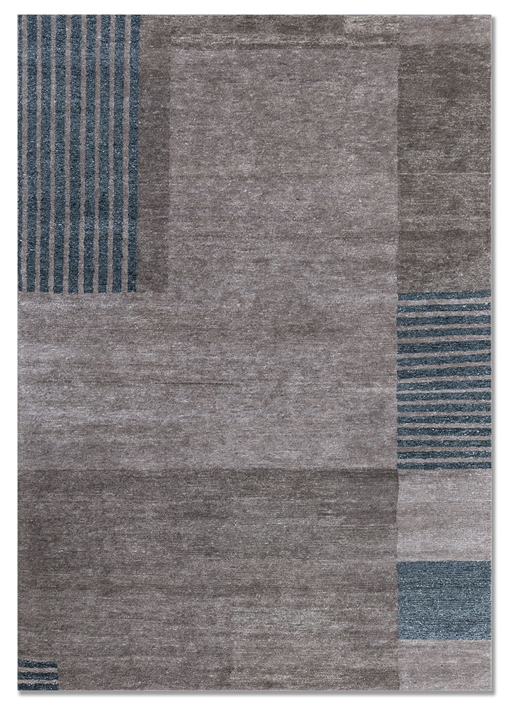 blythe grey and black wool hand knotted Rug - HeadShot