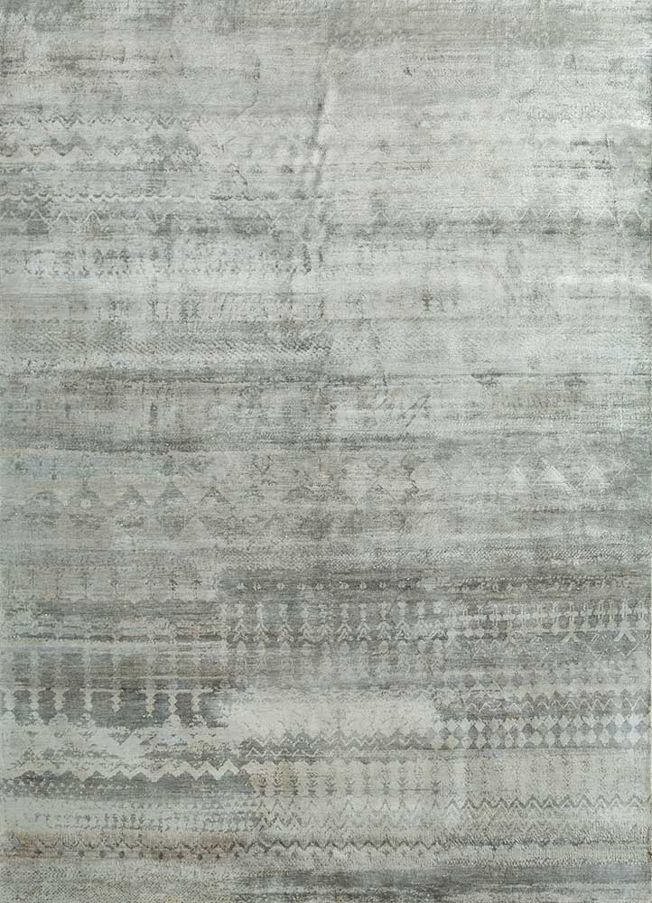 gulmarg grey and black silk hand knotted Rug - HeadShot