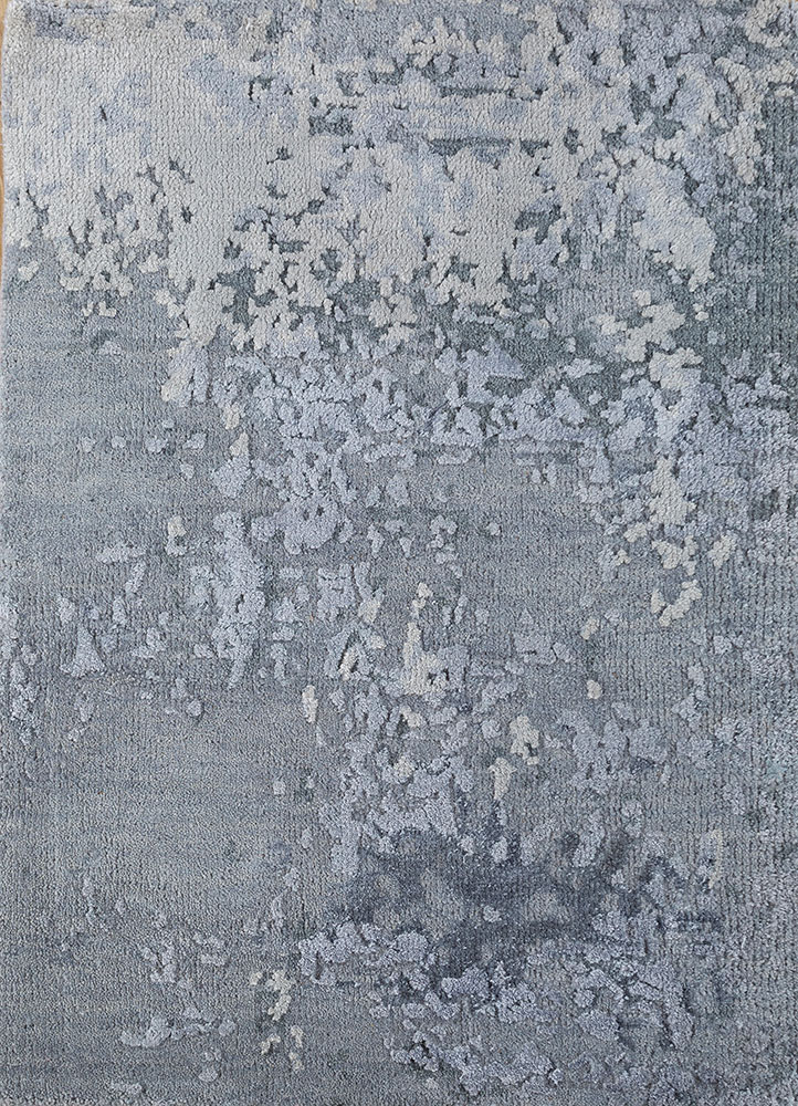 uvenuti blue wool hand knotted Rug - HeadShot