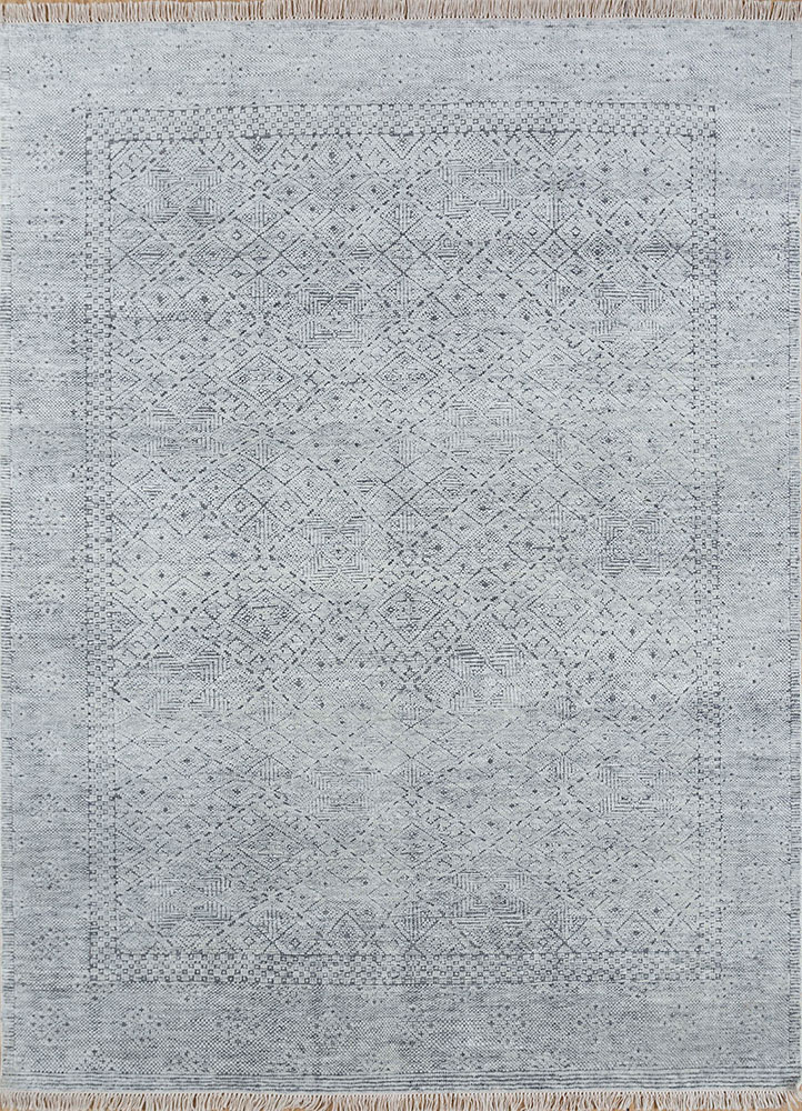 manifest grey and black wool hand knotted Rug - HeadShot