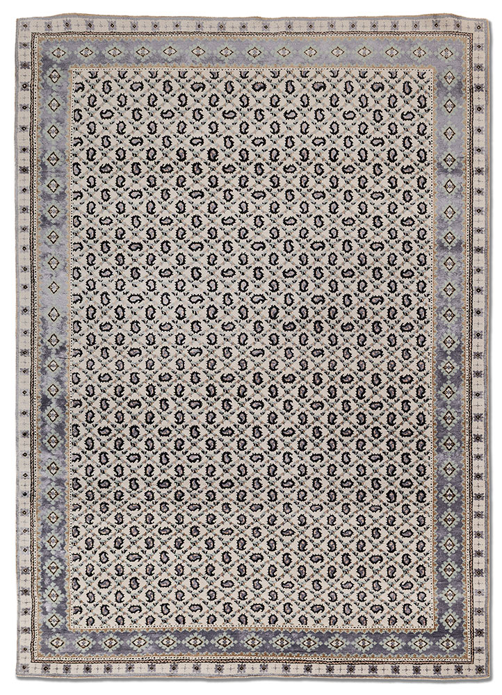 gilded age ivory wool and bamboo silk hand knotted Rug - HeadShot