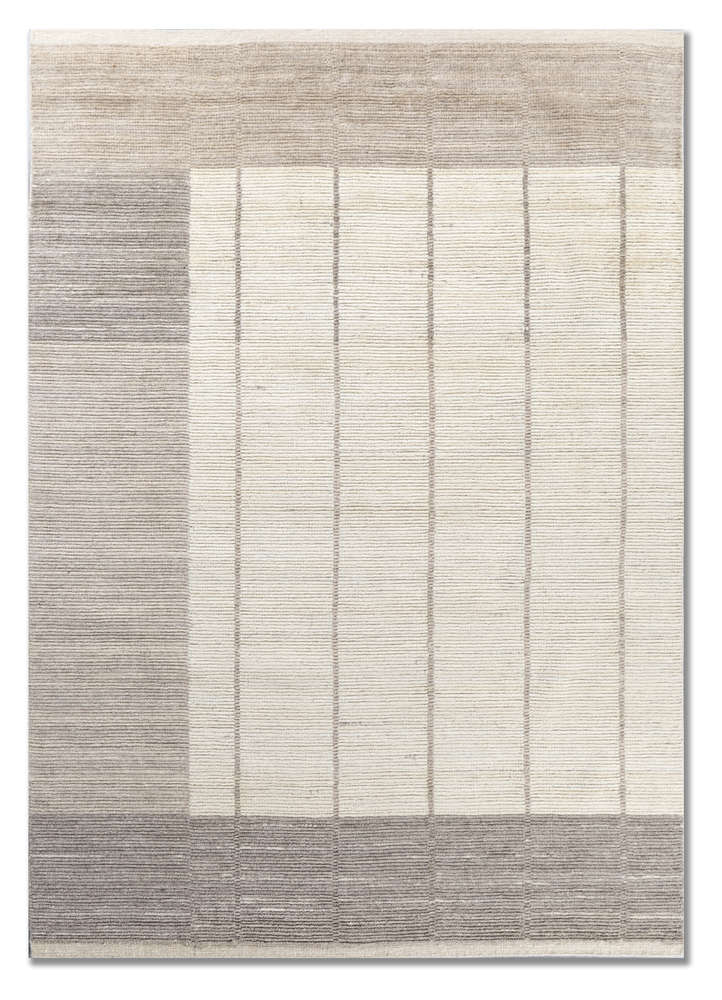 saga ivory wool hand loom Rug - HeadShot
