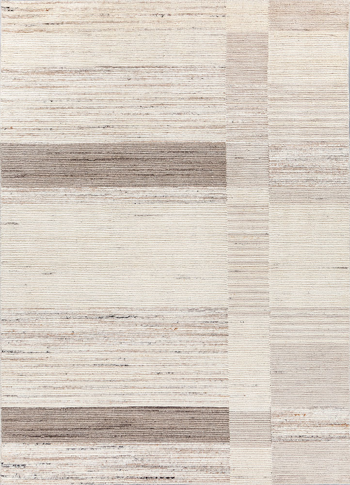 saga ivory wool hand loom Rug - HeadShot