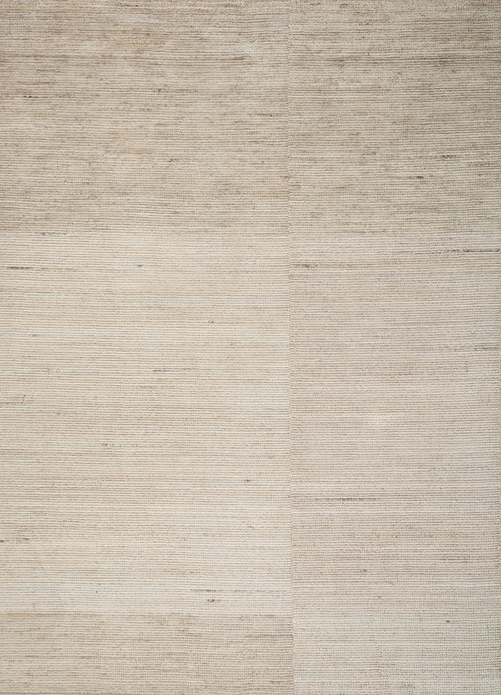 saga ivory wool hand loom Rug - HeadShot
