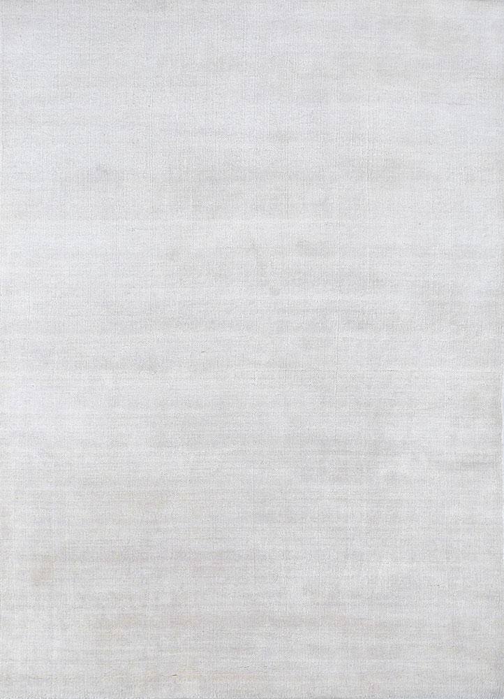 saga ivory wool hand loom Rug - HeadShot