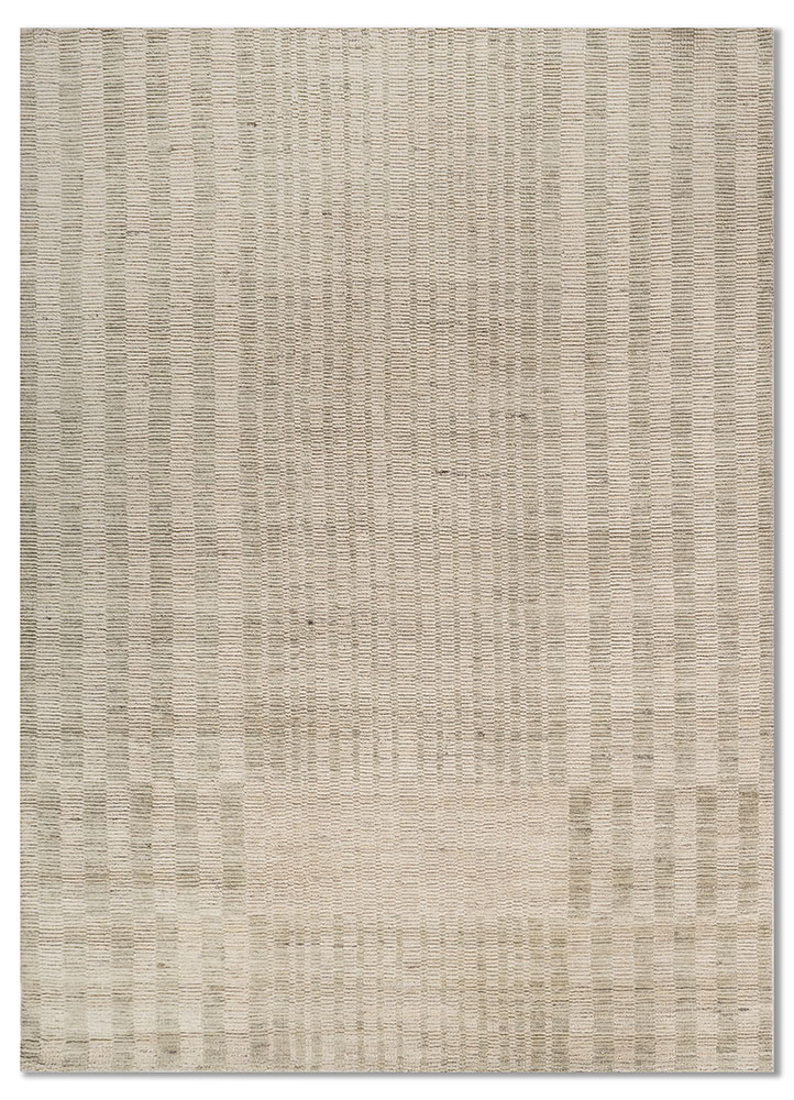 saga gold wool hand loom Rug - HeadShot