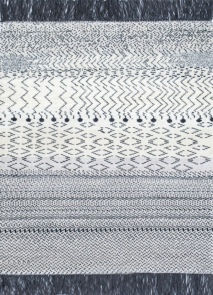 manchaha ivory wool hand knotted Rug - HeadShot