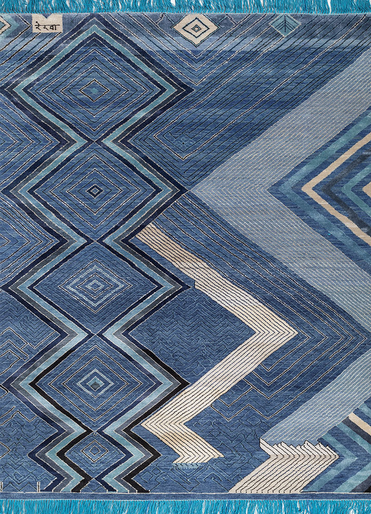 manchaha blue wool and bamboo silk hand knotted Rug - HeadShot