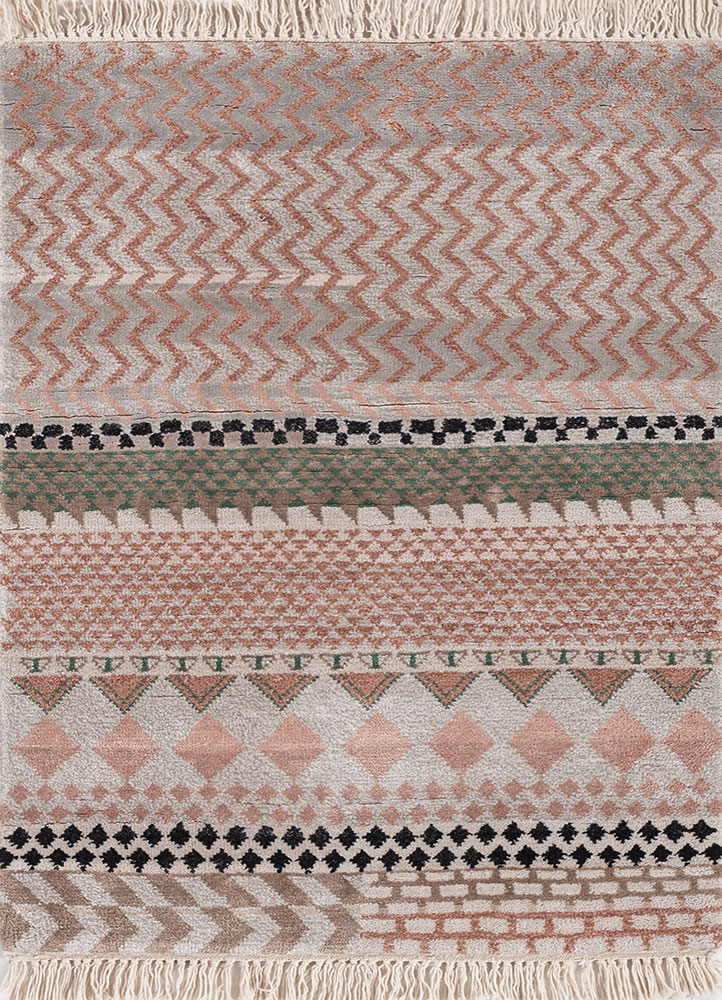 manchaha ivory wool and bamboo silk hand knotted Rug - HeadShot