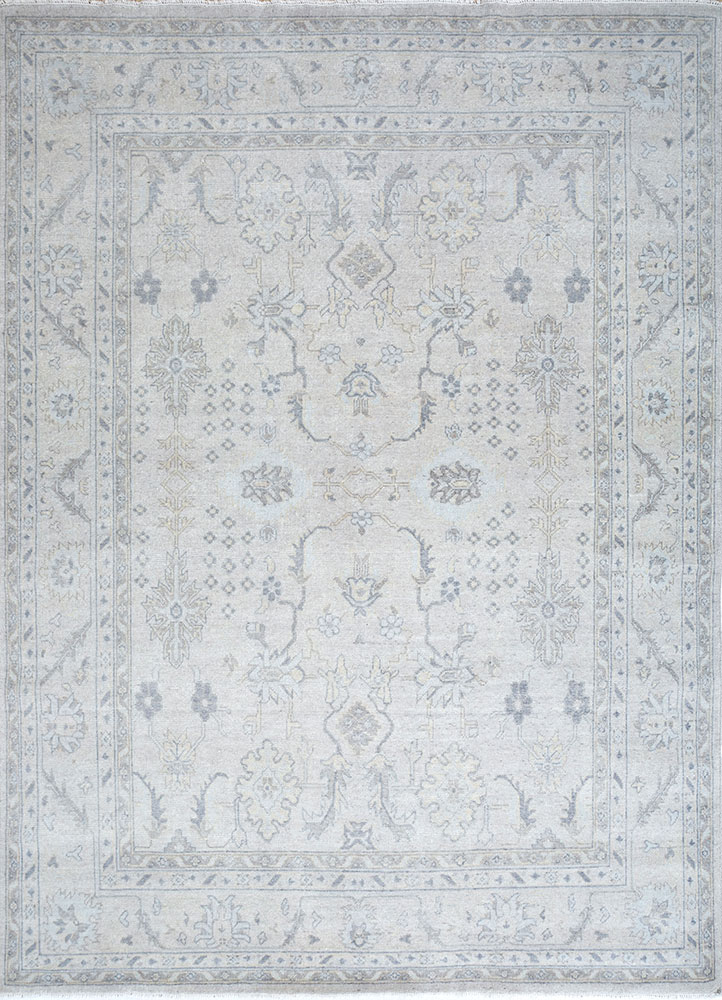 erbe grey and black wool hand knotted Rug - HeadShot