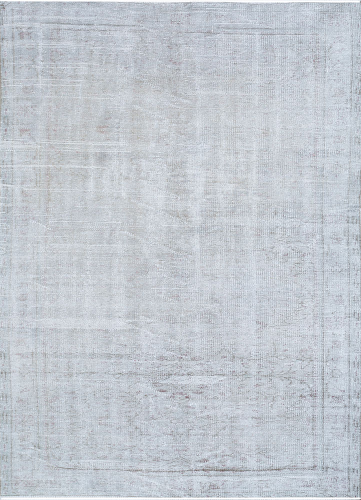 vintage grey and black wool hand knotted Rug - HeadShot