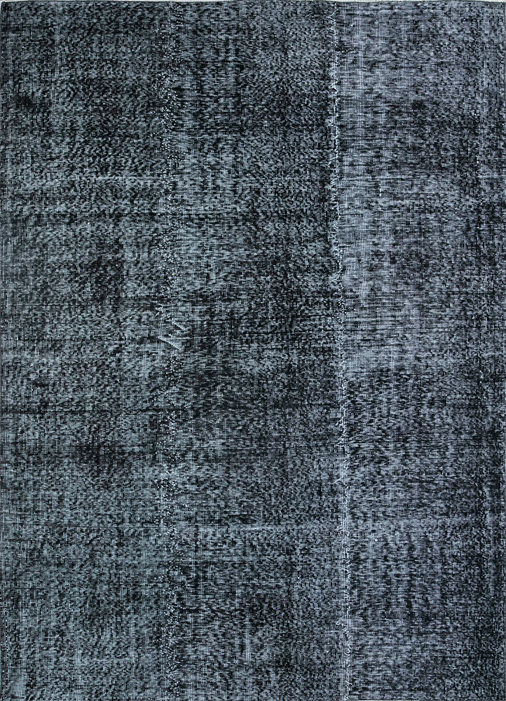 lacuna grey and black wool hand knotted Rug - HeadShot