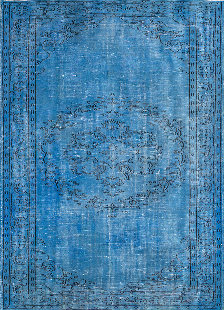 lacuna blue wool hand knotted Rug - HeadShot