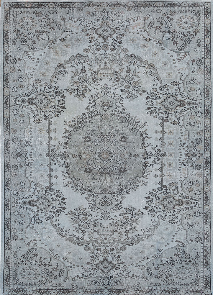 vintage grey and black wool hand knotted Rug - HeadShot