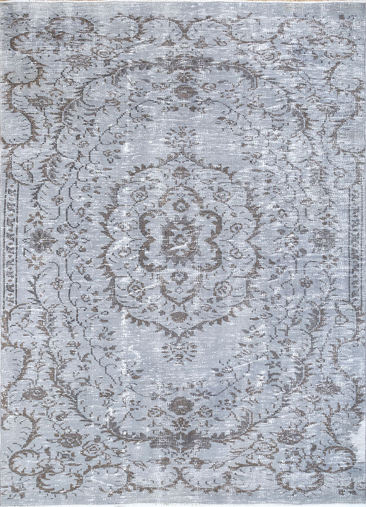 vintage grey and black wool hand knotted Rug - HeadShot