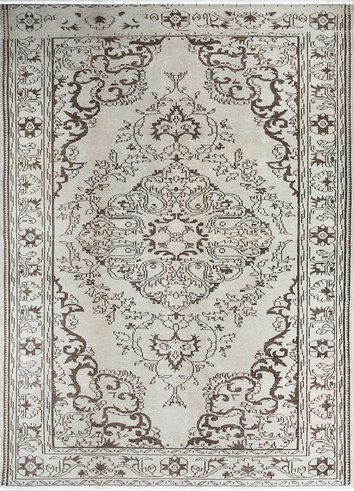 vintage beige and brown wool hand knotted Rug - HeadShot