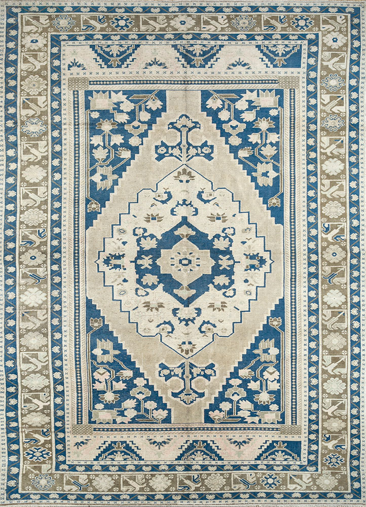 nuray blue wool hand knotted Rug - HeadShot