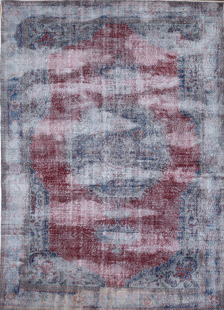 vintage grey and black wool hand knotted Rug - HeadShot