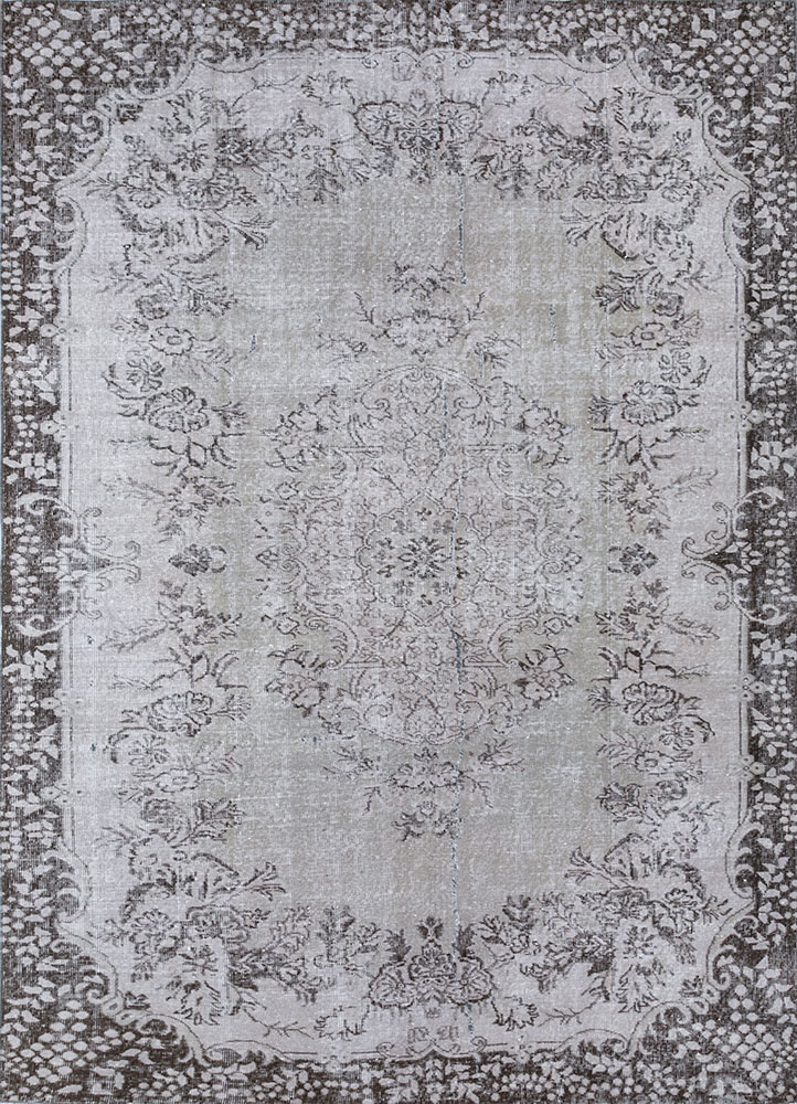 vintage grey and black wool hand knotted Rug - HeadShot