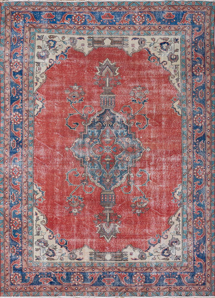 vintage red and orange wool hand knotted Rug - HeadShot