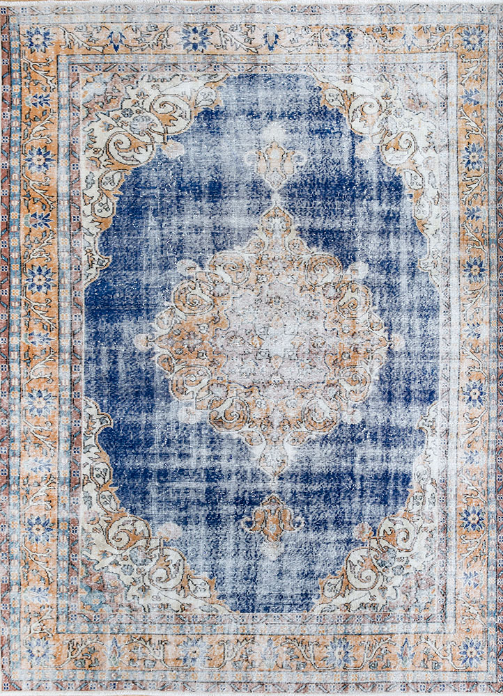 vintage blue wool hand knotted Rug - HeadShot