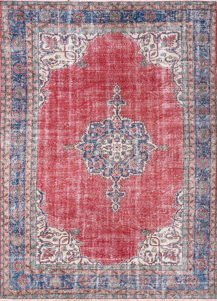 vintage red and orange wool hand knotted Rug - HeadShot