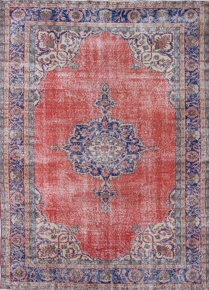 vintage red and orange wool hand knotted Rug - HeadShot