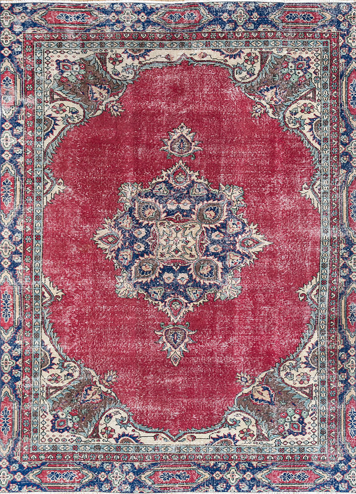 vintage red and orange wool hand knotted Rug - HeadShot