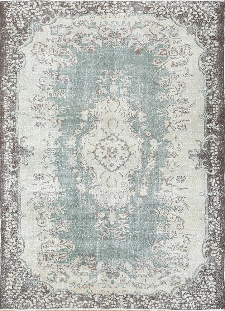 vintage grey and black wool hand knotted Rug - HeadShot