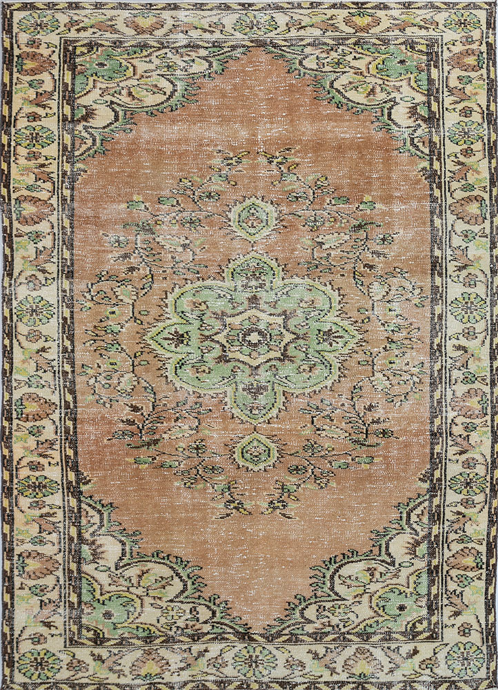 vintage red and orange wool hand knotted Rug - HeadShot