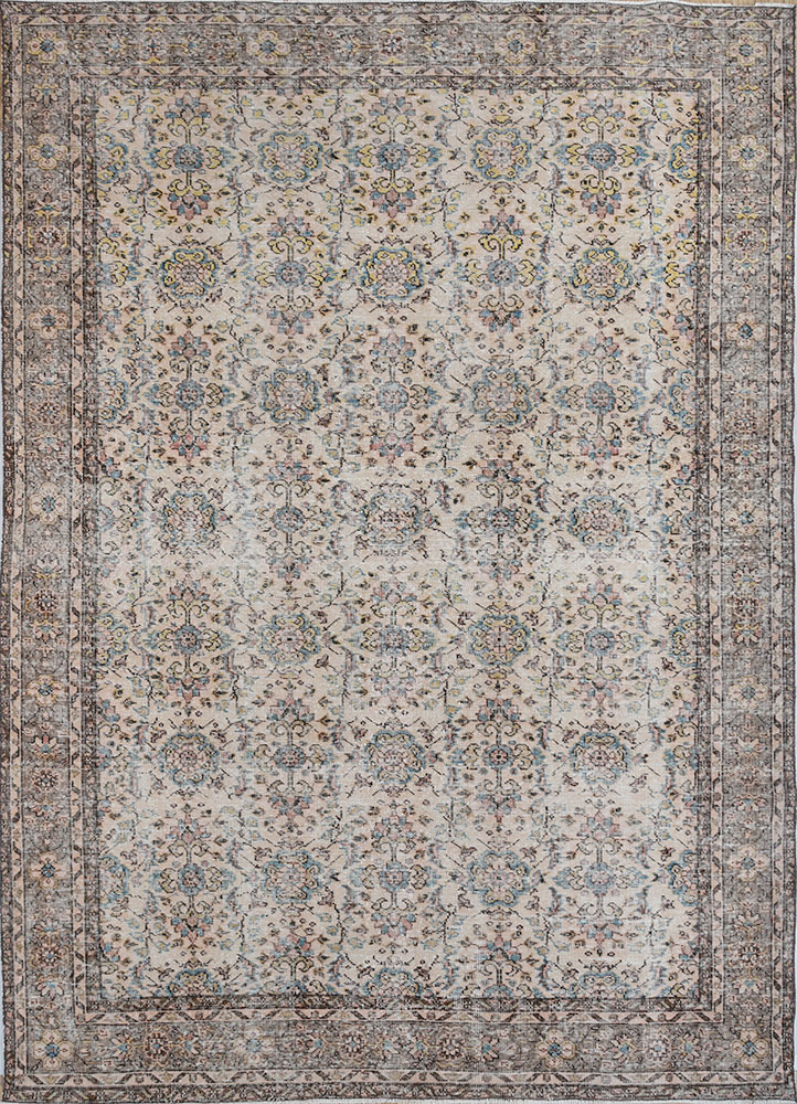 vintage beige and brown wool hand knotted Rug - HeadShot