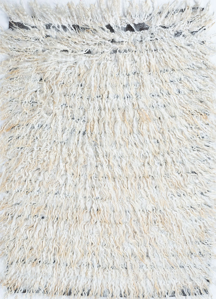 zuri ivory wool hand knotted Rug - HeadShot