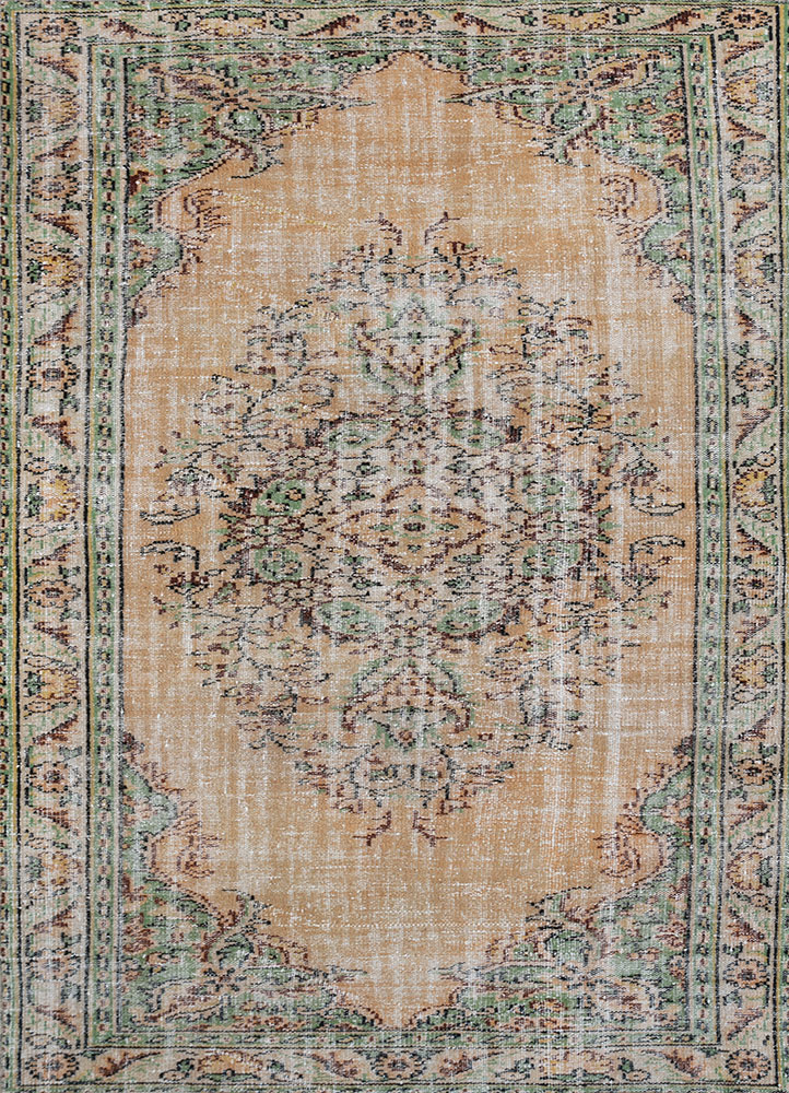 vintage gold wool hand knotted Rug - HeadShot
