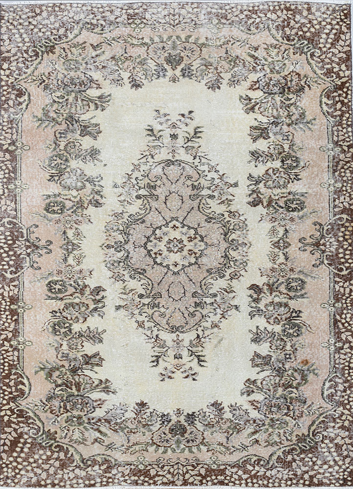 vintage beige and brown wool hand knotted Rug - HeadShot